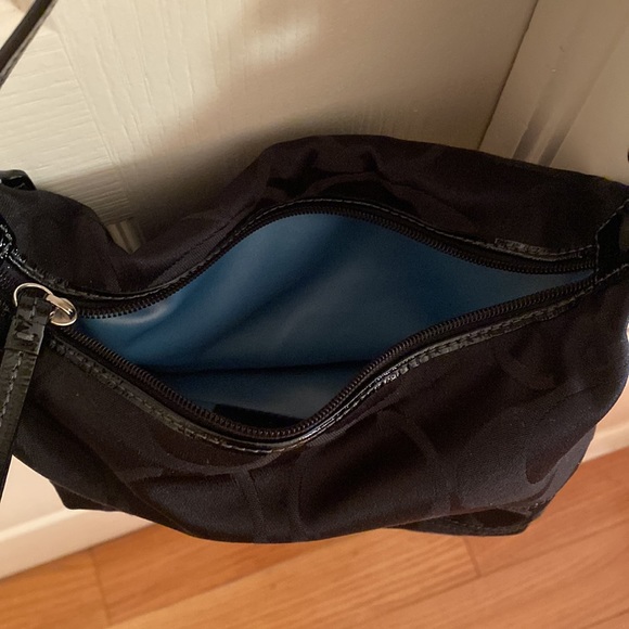 COACH PURSE - Picture 3 of 3